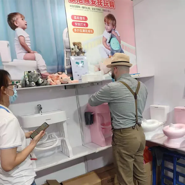 kids potty seat Expo